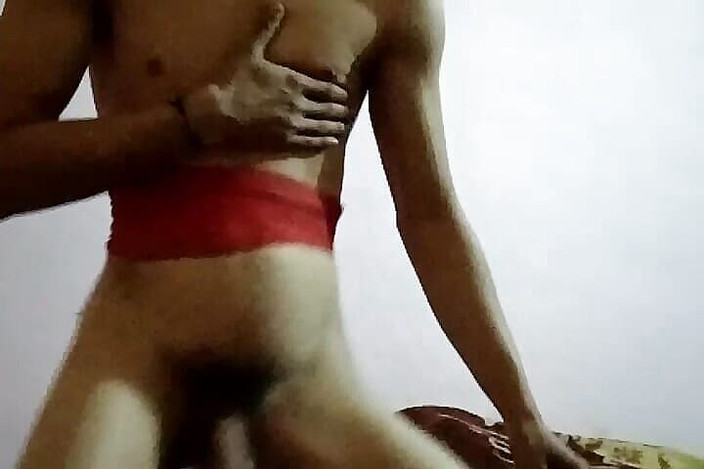 Gangbang straight: Sladký chlapec tanec