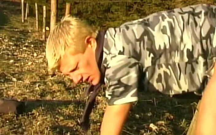 Gay 90's Vintage Porn: Гарячий чоловічий сеанс поцілунків No3