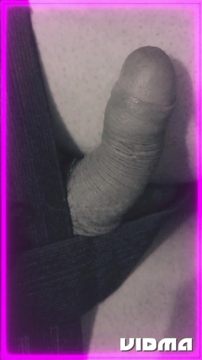 Laratransexualbarcel: Kontol besar