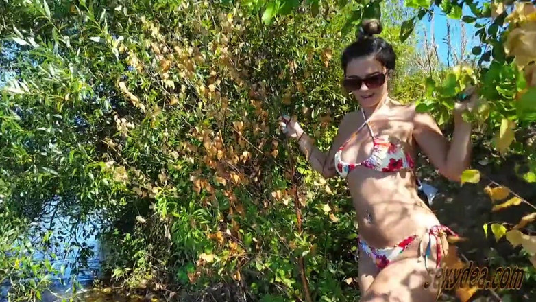 King of datass: Venkovní stříkání u jezera POV