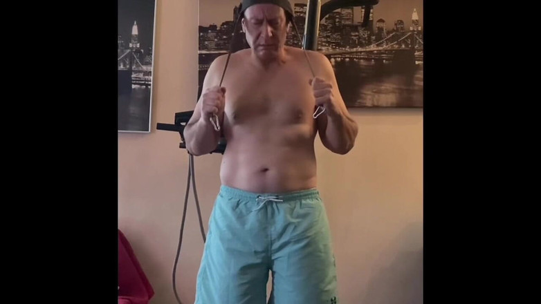 Alex Art: Film dans Gym