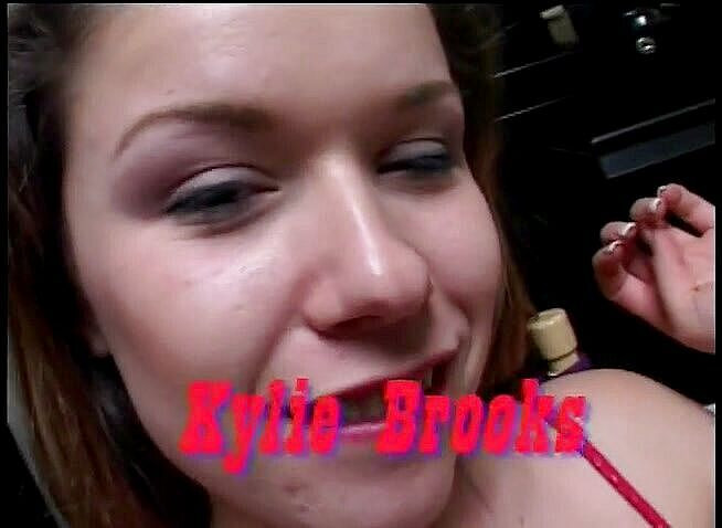 Face Bangers: Slut takes big facial after blowjob