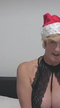 Frohe Weihnachten für all meine fabelhaften Follower, Fans & Freunde. Ich wünscht Ihnen einen safe & Gesunde Saison mit viel Liebe Moly X