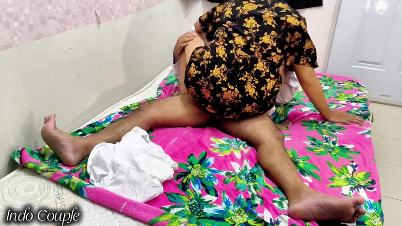 Indo Couple: Pierwszy raz indonezyjski gorący seks