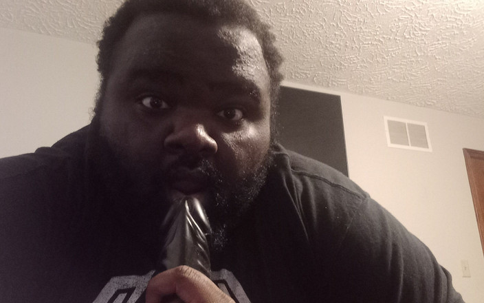 Andrew Adams: Hrála jsem si s černým robertkem minuty