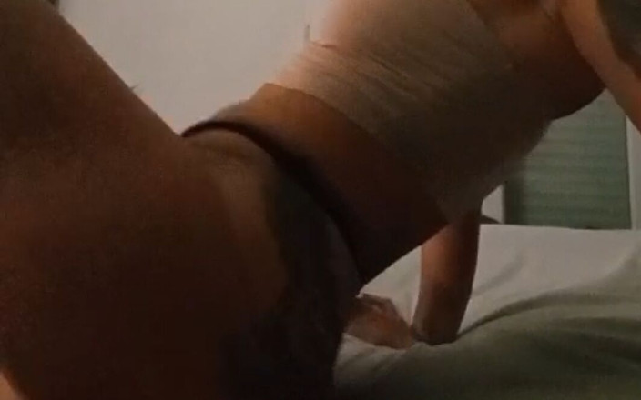 Mamasita_Latina: ¿Qué me harías?