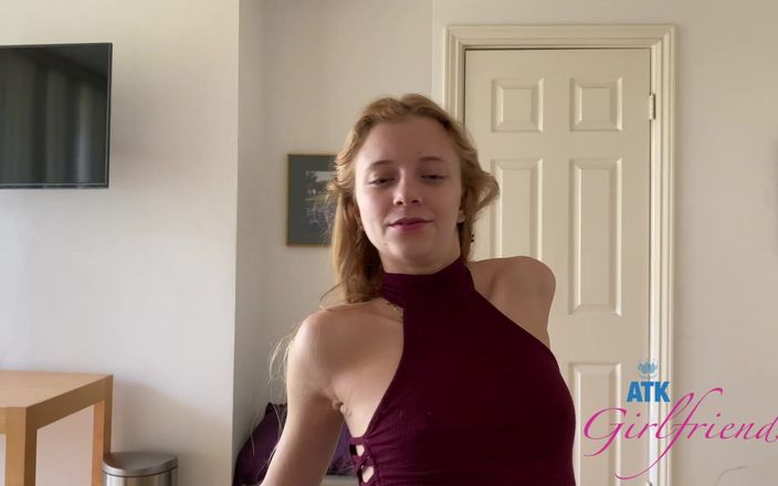 ATK Girlfriends: Virtual Date - Riley Decides to Play with Your Cock