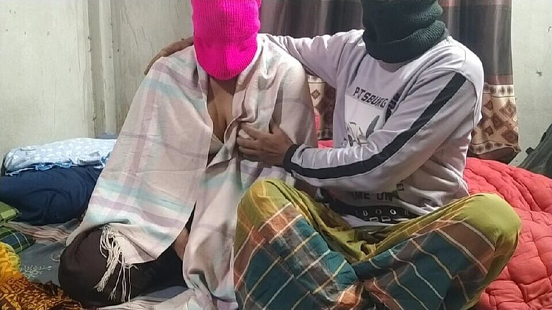 Hot_wife999: Byfru med man första gången romantik i bondgård