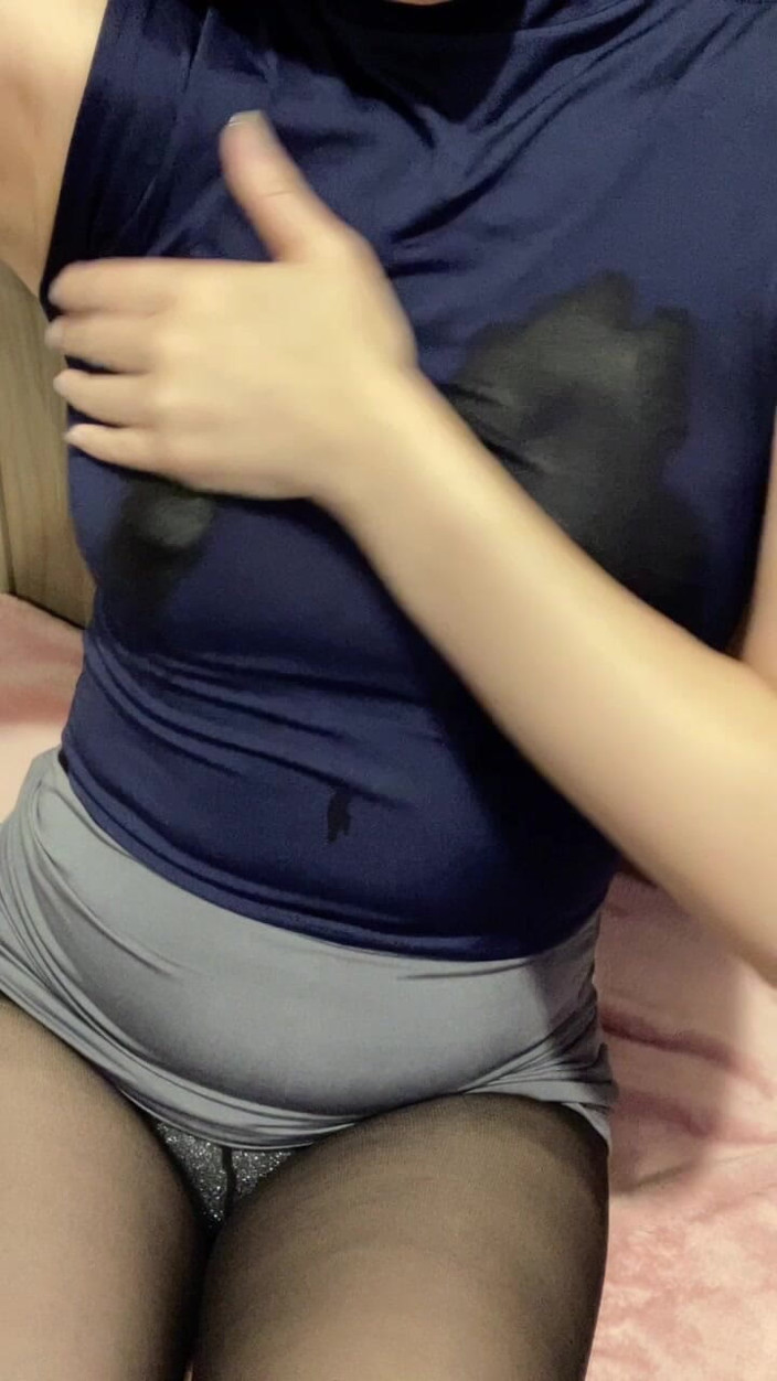 Rei005: I Got Excited Because I Made a Hole in the...