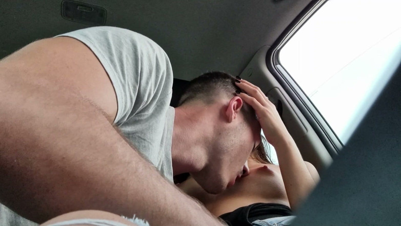 Candie Luciani: I Jerk off the Driver