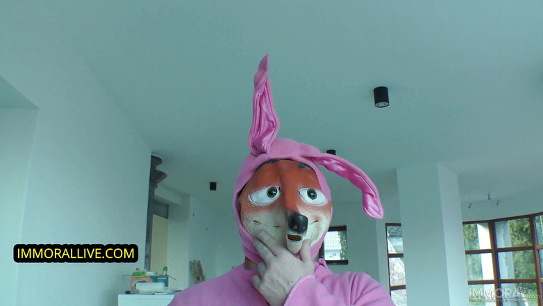 Immoral POV: Böses osterhäschen gibt natürlichen vollbusigen teenager anal creampie!