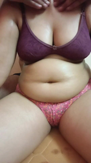 Darling Jaanu: Desi erotische massage
