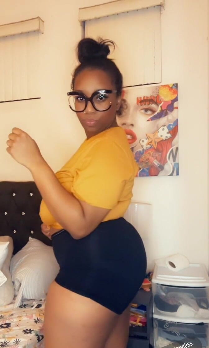 Diamond: 굵고 보짓물이 많은.