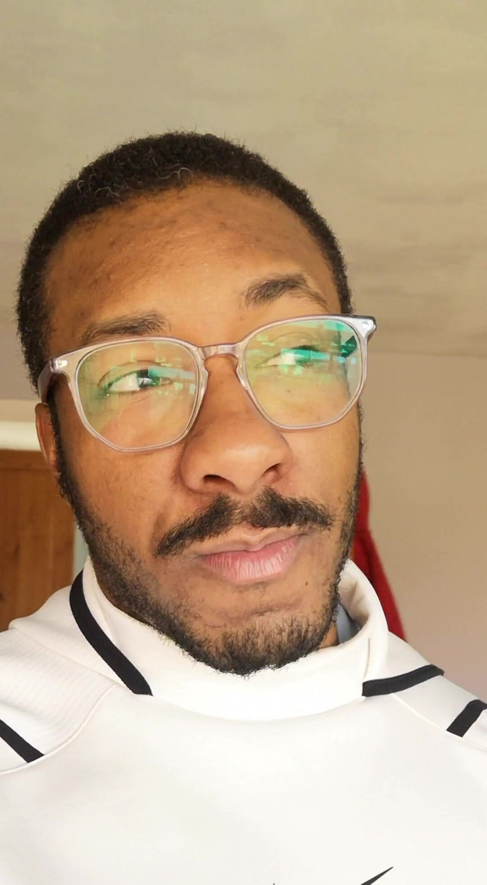 Amadeus: Merci les gars pour le soutien continu. Je fais également un...