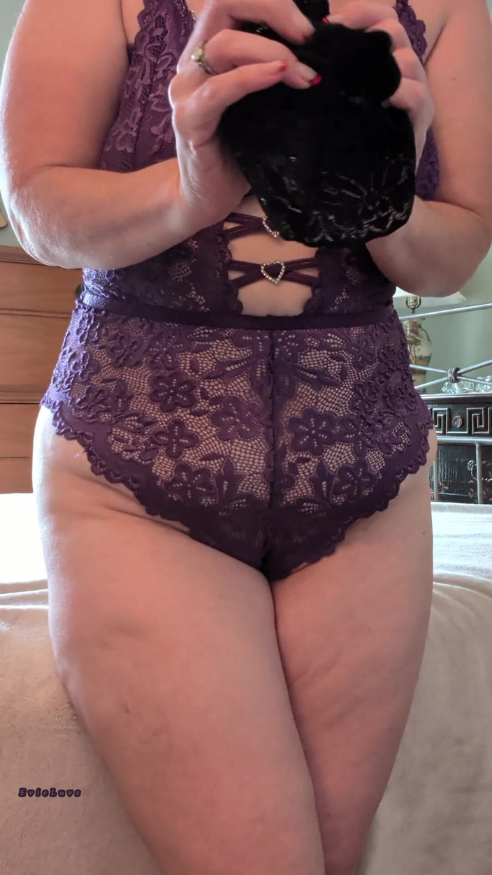 Elianna: Cuckoldress Denial Training