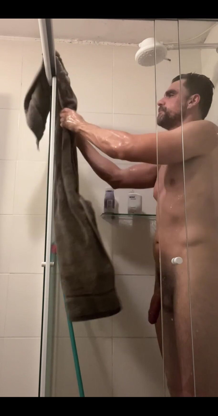 Kylefox: Tu veux m’aider à me laver ?