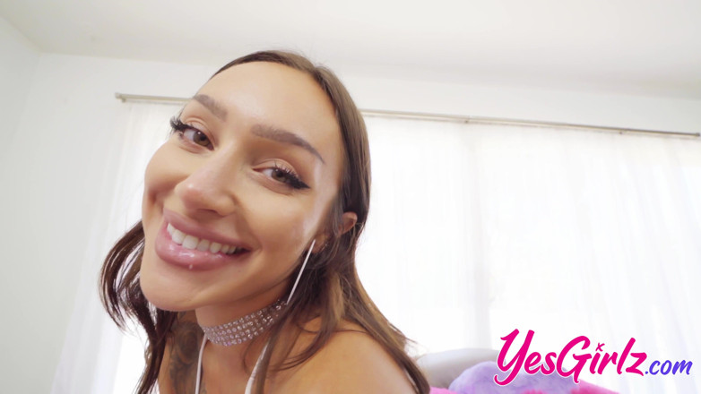 YesGirlz: Sisi Rose sprutar två gånger