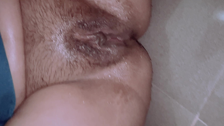 Joya-jay: Desi Dziewczyna palcowania i sikanie nago: indianka w nagiej sesji...