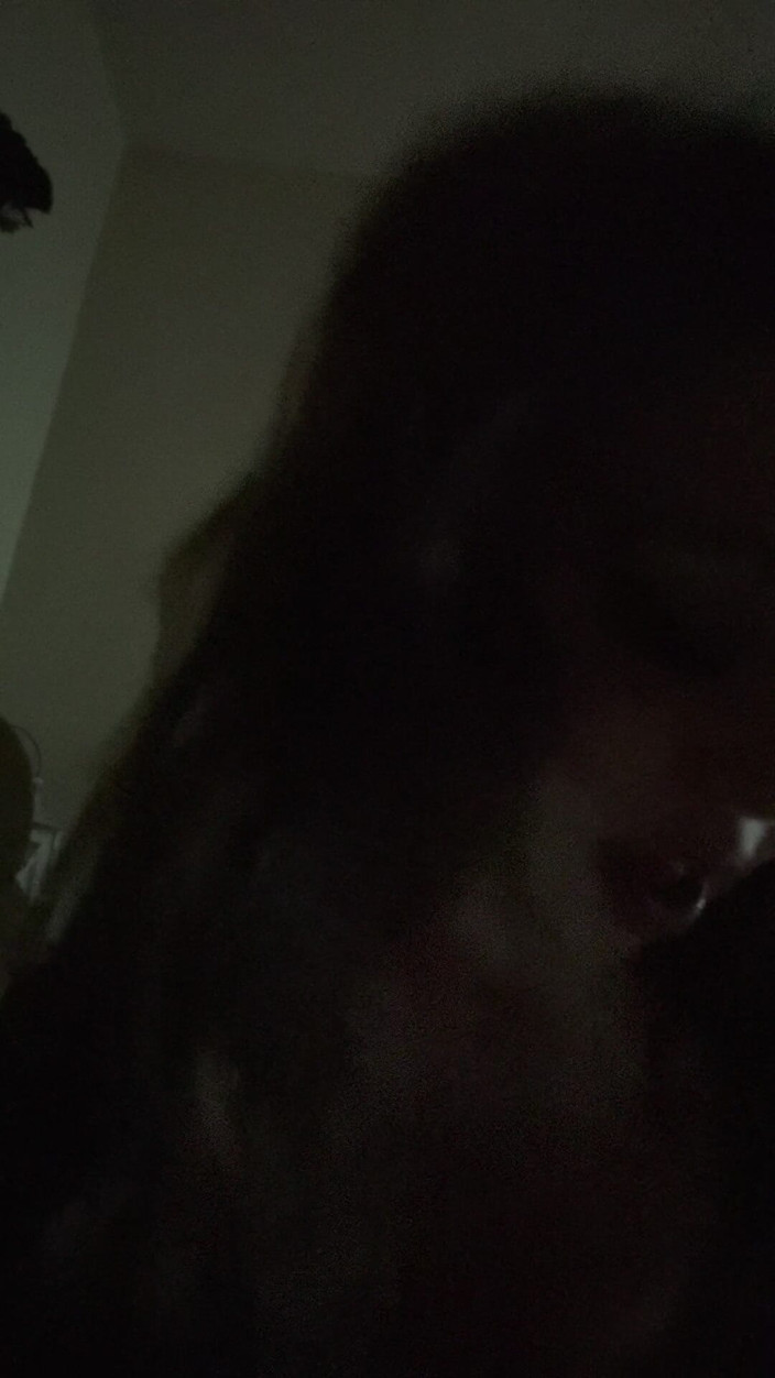 Reno Hot Wife: 浮気した妻が隣人をコーヒーに招待する