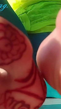 Foot Massage Wet Feet Slippery Toes Light Foot Strokes Beautiful Nails Pedicure Sexy Ginnagg