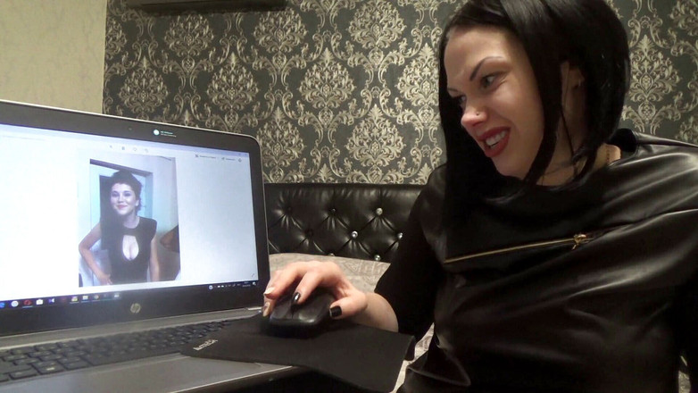 Goddess Misha Goldy: 창녀에게 굴욕을 당하다