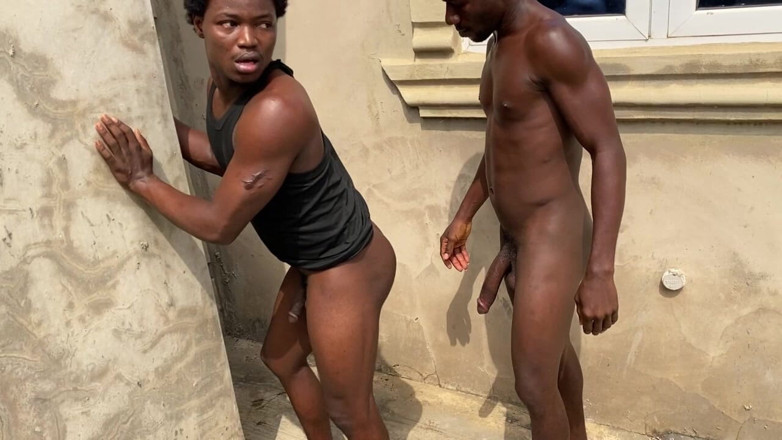 Sexual_addict: Took Him to My Backyard for a Nice Sex