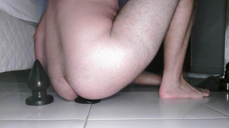 Lostbrl: 大塞子让我高潮