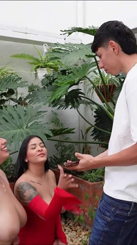 Threesome with the Gardener During Working Hours, We Fuck the Gardener with My Friend