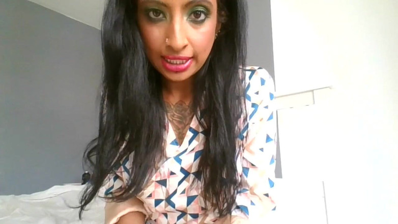 BabeXX69XX Asian MILF: Stiefmutter demütigt deinen kleinen schwanz x