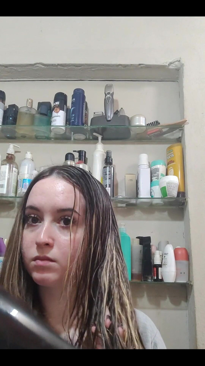 RavenHearth666VIP: Suší mi vlasy