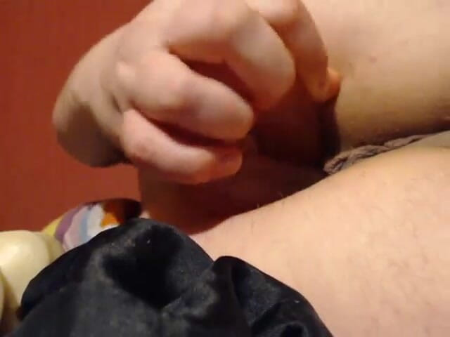 Putarankahotmilf: Pissing through pantyhose and kinky anal play