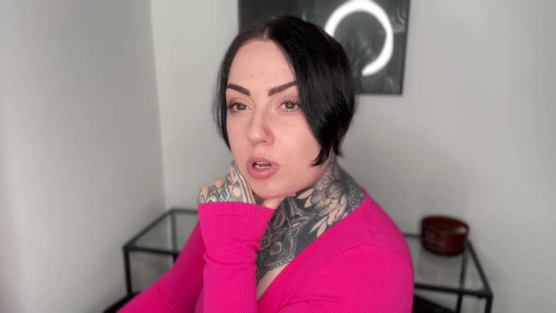 Miss Valentina: Dark Hair için zayıf