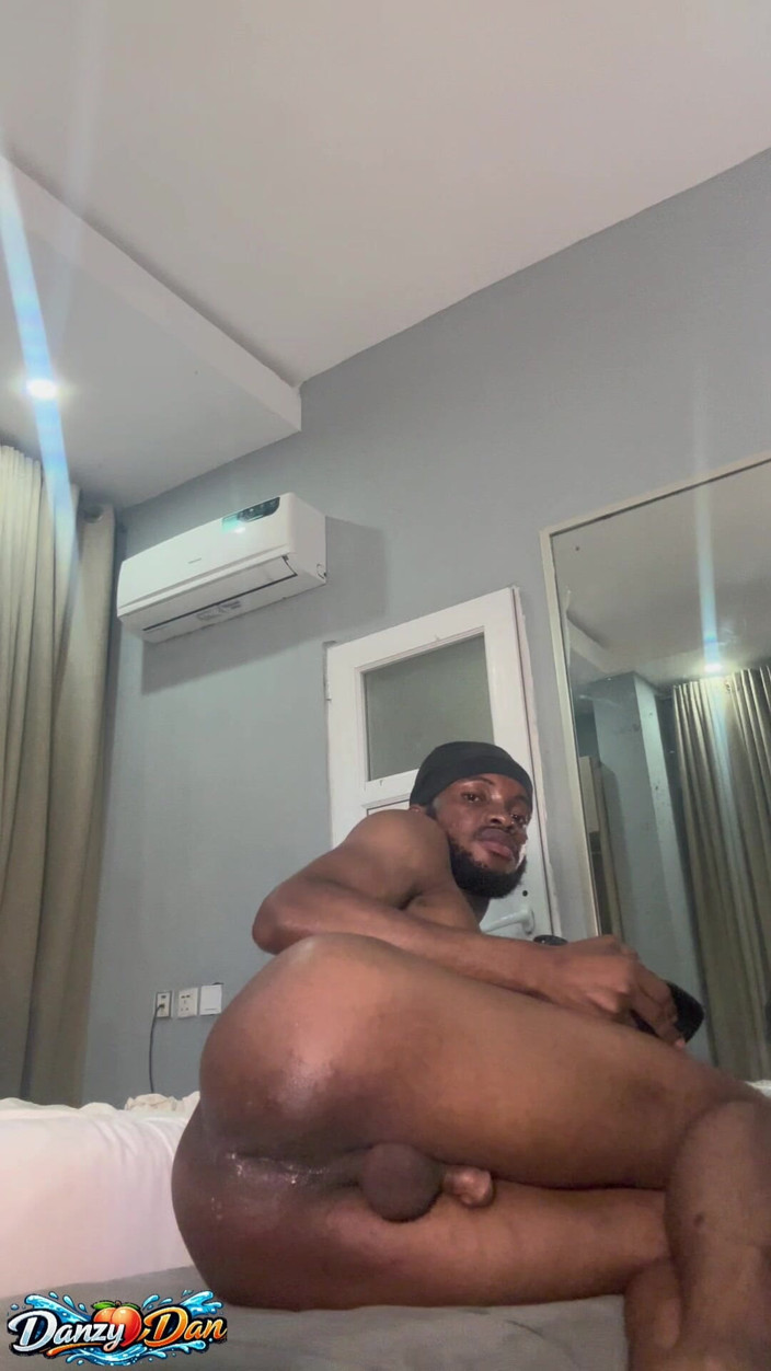Danbottom12: Come Fuck This Wet Booty