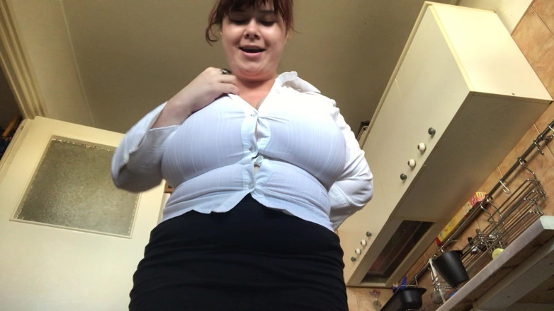 Roxanne Miller: Welcome to the House of Buttons