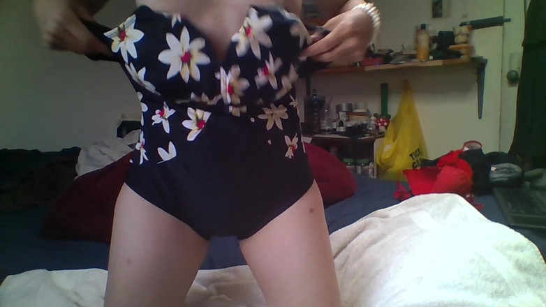 sweethanajapanese: Awek Jepun menelan pantat kongkek dildo