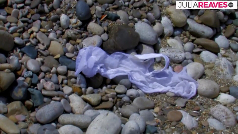 Cum Date Me: Fucking on the beach by the sea is the hottest...