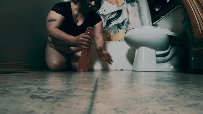 SexyNEBBW: Vibrator la baie