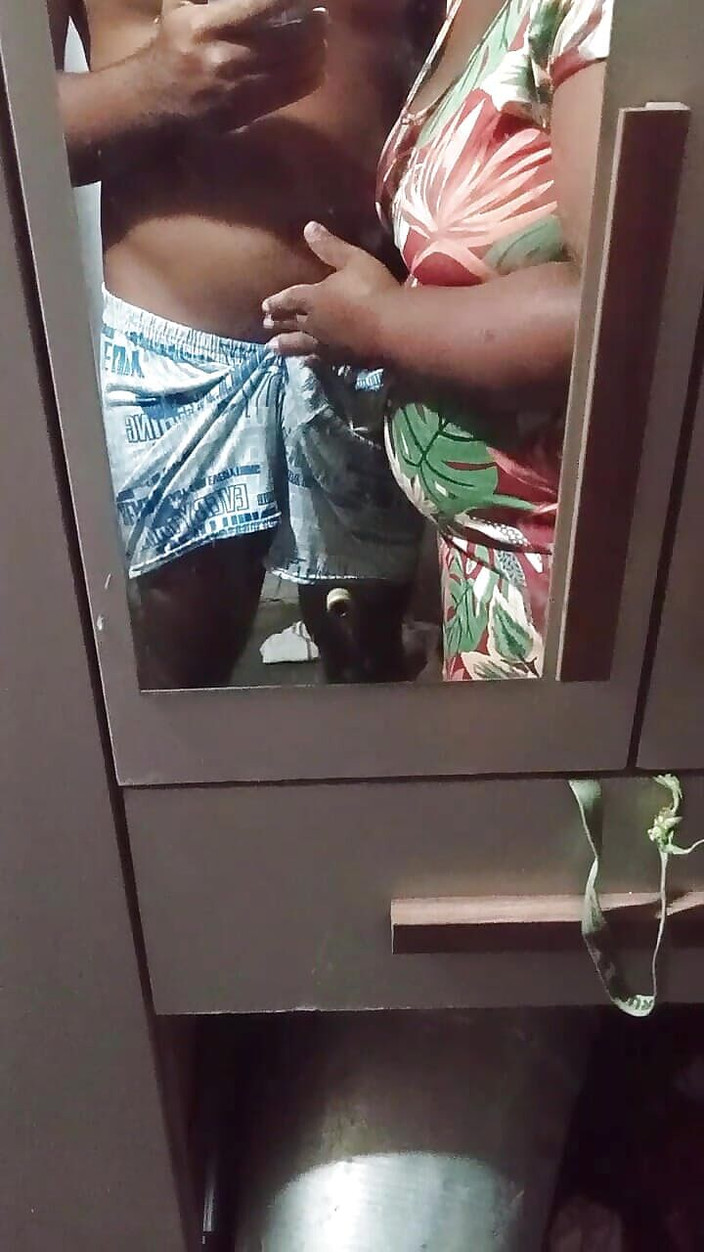 Casalsaodaporra: Awek evangelikal nakal mengambil zakar paderi