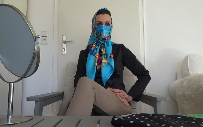 Lady Victoria Valente: Worn 4 different satin scarf masks with a headscarf