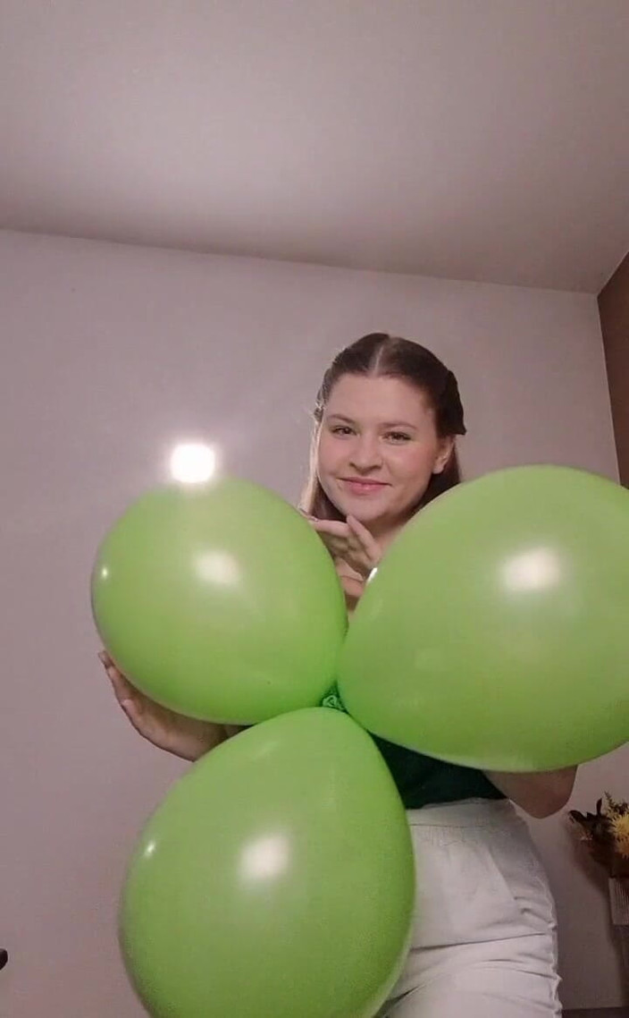 Tina Angel: Gratulacje z okazji tego radosnego wiosennego święta Świętego Patryka!