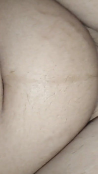 Very Cute Close up of Budgie's Pussy-don't Miss Guys