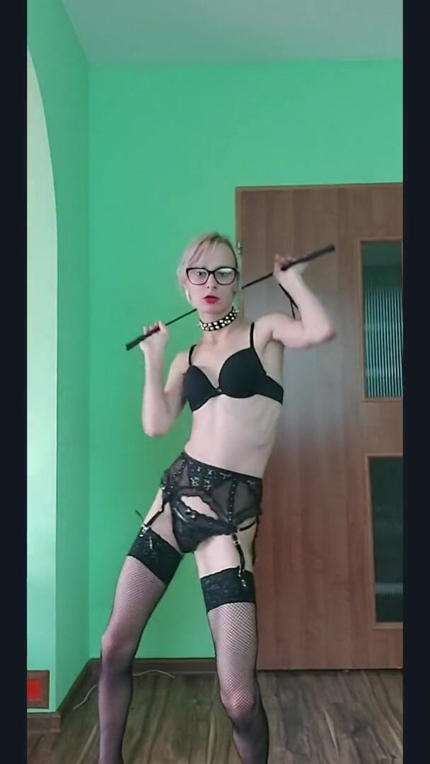 Wet Pussy Fuck: Eighteen year old stripper strip dance sex dance
