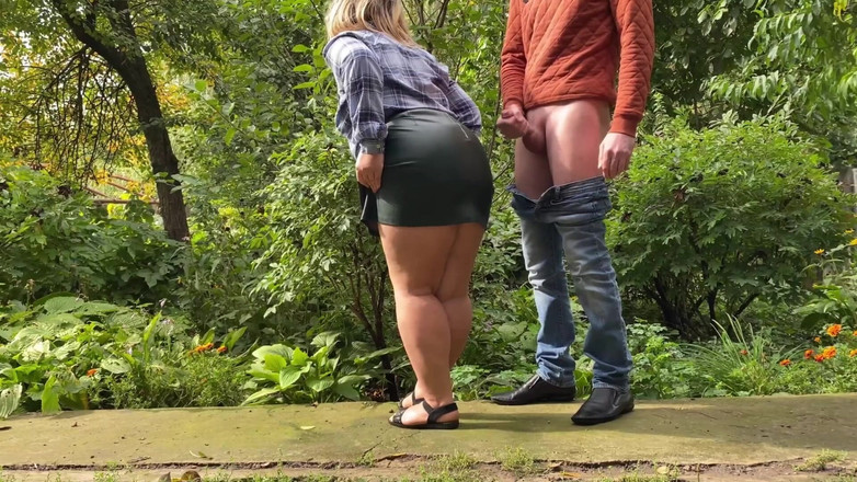 OurFetishLife: Kompilasi crot sperma amatir sampai muncrat bareng-bareng