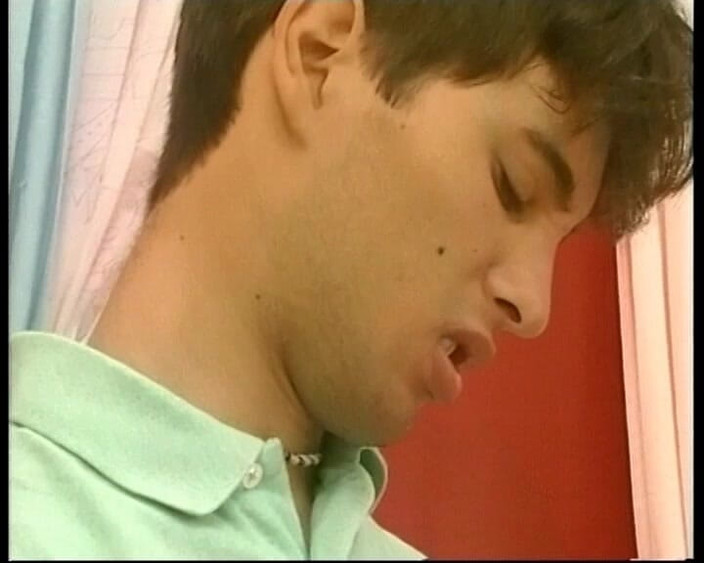 GERMAN PORN CLASSICS: A Little Black Nicky le encanta que la follen