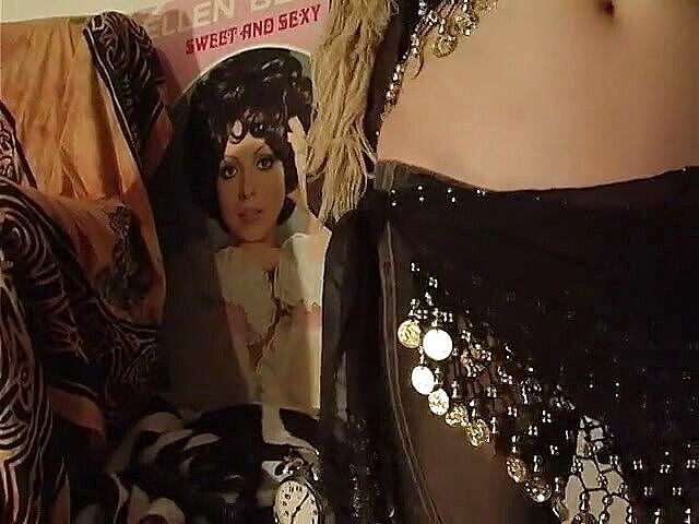 Radical Solo: 素人阴户被大假阳具干