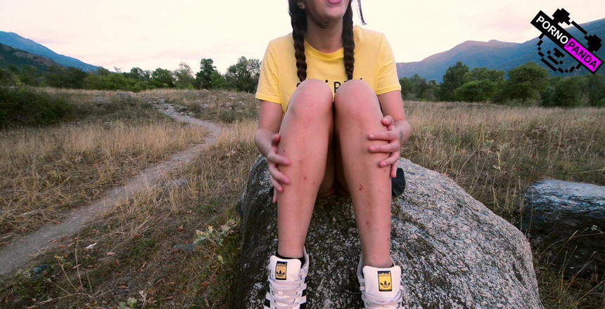 Radio Porno Panda: За лаштунками, коли я мастурбував у парку на скелі, проклинаючи, як ніколи раніше