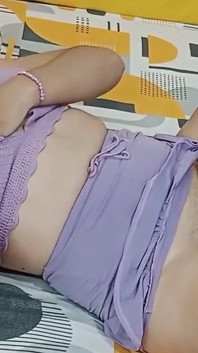 I Find My Stepsister Very Horny in Her Room and I Take the Opportunity to Give Her Good Oral Sex