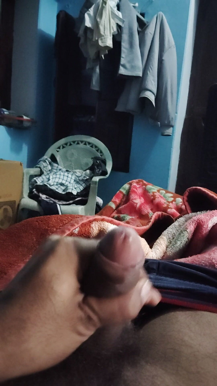 Xxxboyengi: Deshi Boy在精液中的大鸡巴中掌握