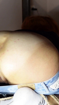 Fisting Sehingga Dia Menyemburkan Seluar Pendek Basah Sepenuhnya MILF Memancut