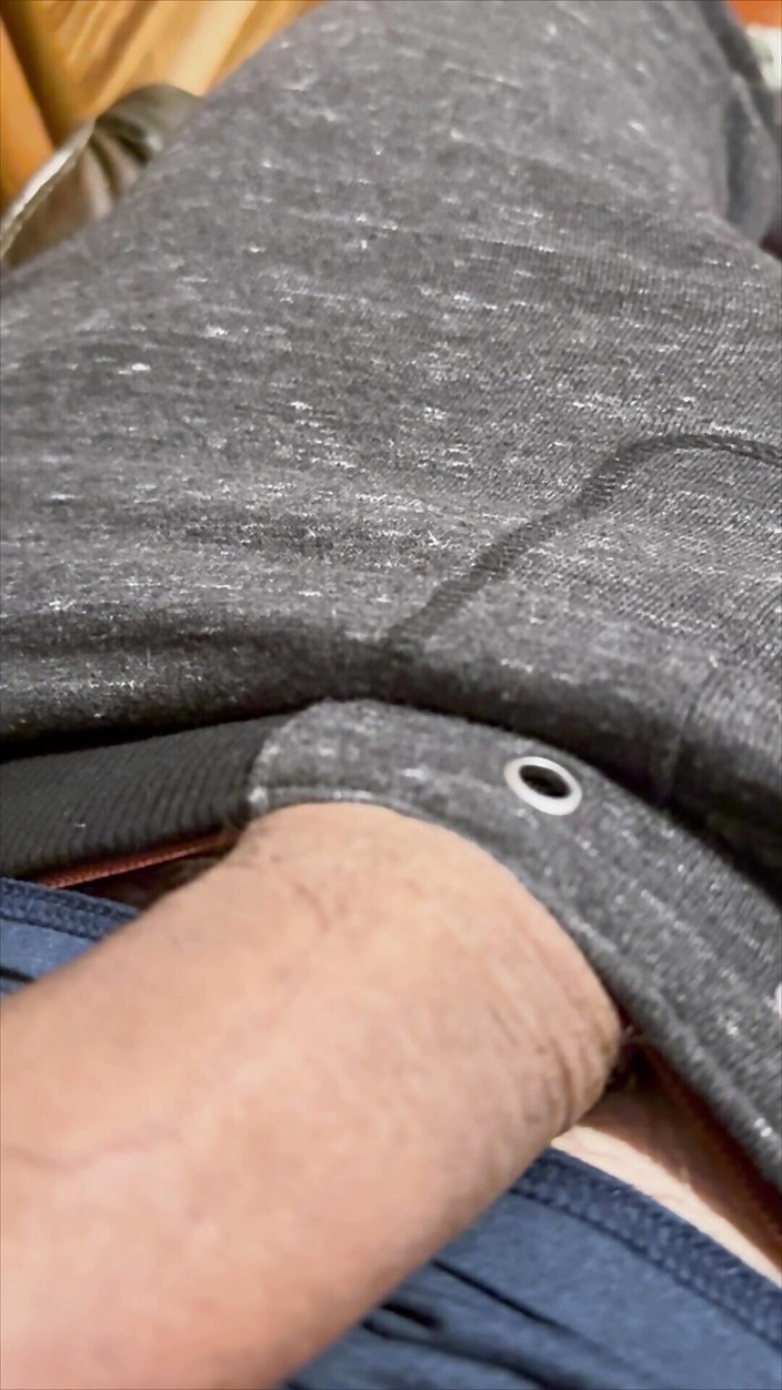 Stalionro: Låt oss leka och mjölka den stora kuk tillsammans